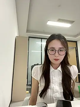 Snapshot of Taosi11 chatting on 06-16-26, 07:00 Taosi11 online show from 06-16-26, 07:00