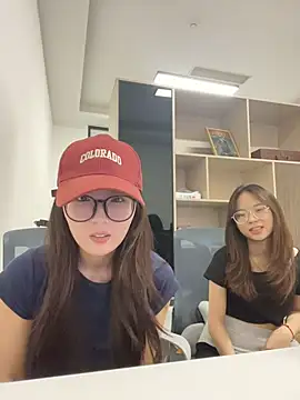 Snapshot of Taosi11 chatting on 06-22-26, 05:59 Taosi11 online show from 06-22-26, 05:59