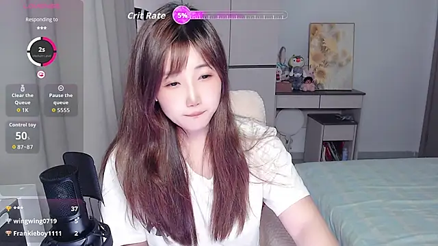 Snapshot of MissBunny_2026 chatting on 04-25-26, 01:30 MissBunny 2026 online show from 04-25-26, 01:30