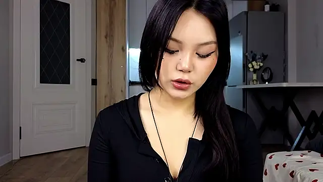 Snapshot of k10ko chatting on 05-21-26, 03:35 k10ko online show from 05-21-26, 03:35