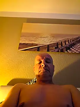 mannohmann5 online show from 06-20-26, 05:54
