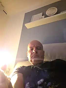 mannohmann5 online show from 07-27-26, 07:43