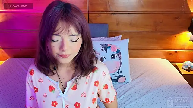 lily reeds online show from 07-12-26, 07:38