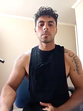 Snapshot of Fittrainer21 chatting on 04-20-26, 07:04 Fittrainer21 online show from 04-20-26, 07:04