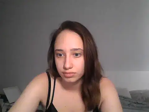Snapshot of DarkMirel chatting on 06-03-26, 05:18 DarkMirel online show from 06-03-26, 05:18
