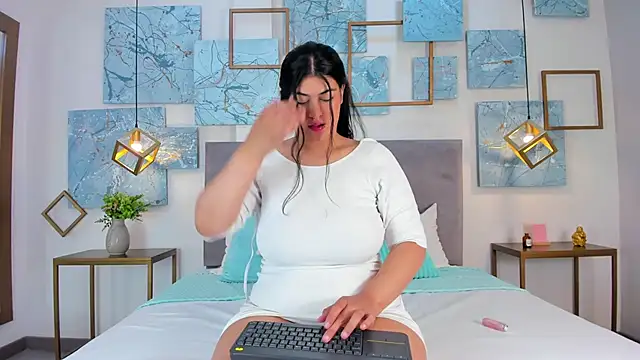 alexia summer online show from 05-07-26, 01:16