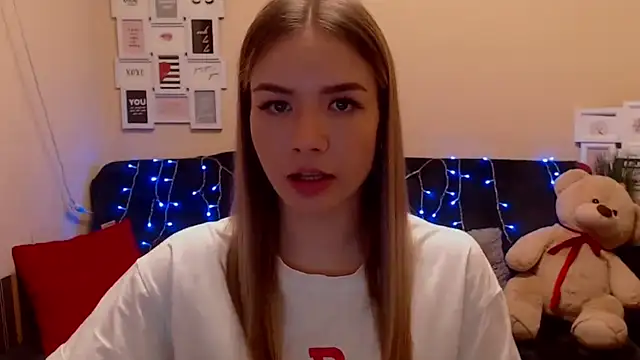 Snapshot of KaiTrum chatting on 06-17-26, 10:32 KaiTrum online show from 06-17-26, 10:32