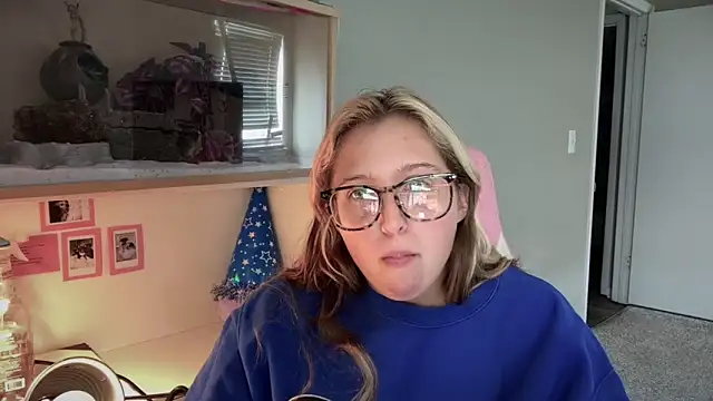 MUSCLEMOMMY1365 online show from 06-09-26, 04:18