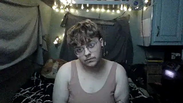 BashfulEmby online show from 04-16-26, 04:35