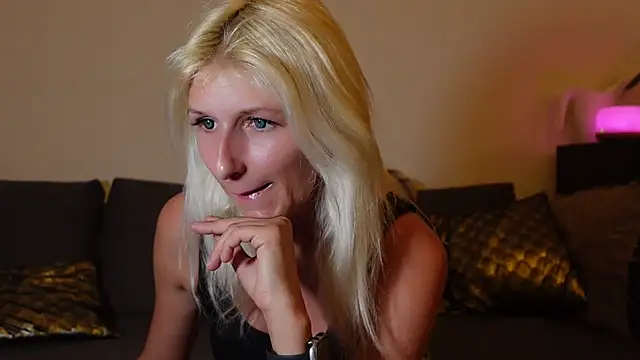 barbiplaymate online show from 01-16-25, 06:59