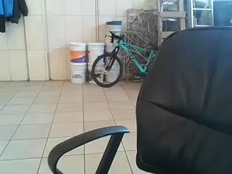 Snapshot of Oskr2024XXX chatting on 01-09-25, 05:11 Oskr2024XXX online show from 01-09-25, 05:11