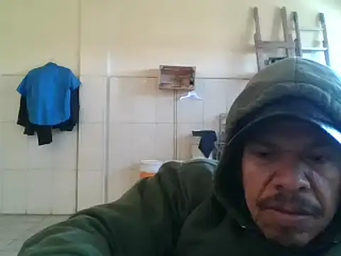 Snapshot of Oskr2024XXX chatting on 02-02-25, 03:17 Oskr2024XXX online show from 02-02-25, 03:17