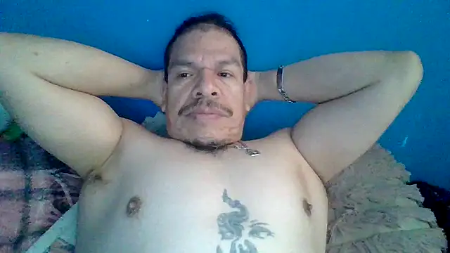 Snapshot of Oskr2024XXX chatting on 07-18-26, 06:23 Oskr2024XXX online show from 07-18-26, 06:23