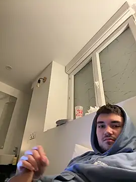 Weanny online show from 04-14-26, 03:23