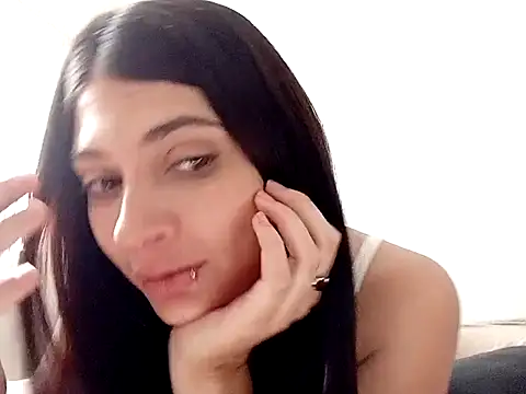 Sassygyrl online show from 04-25-26, 01:41