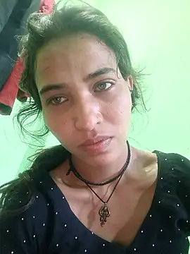Snapshot of Priya7579 chatting on 04-20-26, 02:47 Priya7579 online show from 04-20-26, 02:47