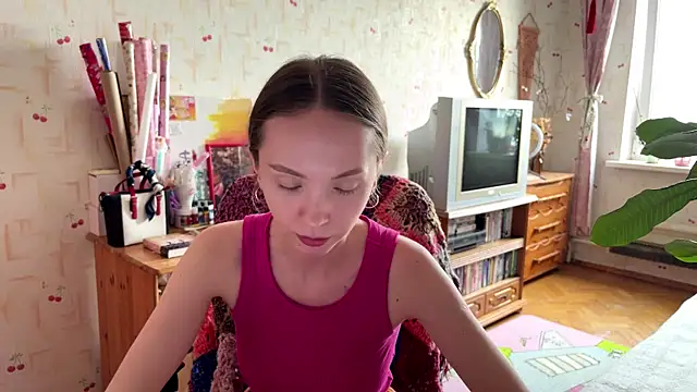 AdriannaBill online show from 06-10-26, 03:00