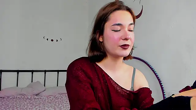 Snapshot of LiyaFly chatting on 06-02-26, 02:08 LiyaFly online show from 06-02-26, 02:08