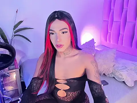 nicolebrunett online show from 05-22-26, 12:33