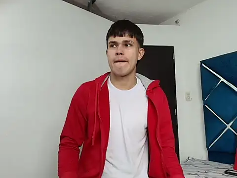 EdwinBoys online show from 05-08-26, 01:49