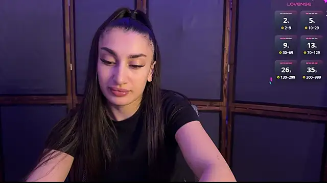 Snapshot of MyNaomi chatting on 06-25-26, 09:30 MyNaomi online show from 06-25-26, 09:30