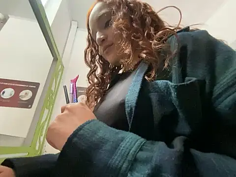 leahluna online show from 06-01-26, 08:54