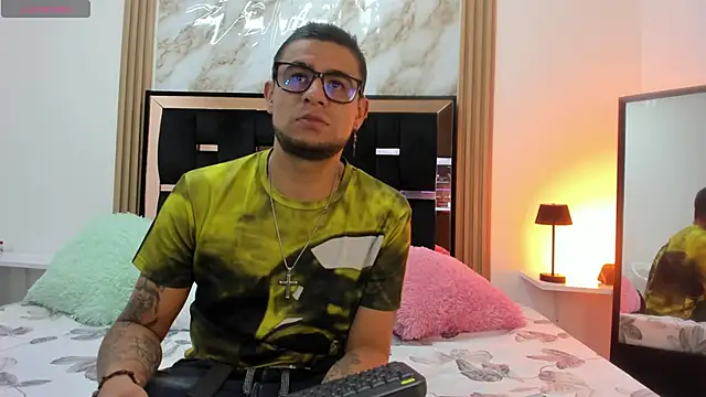 Nickk 21  online show from 05-04-26, 01:40