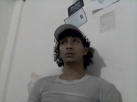 flaquitomoreno08 online show from 04-17-26, 09:51