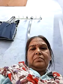 Shalini3456 online show from 05-05-26, 11:40