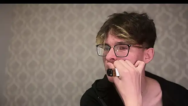 niksikori online show from 04-15-26, 10:00