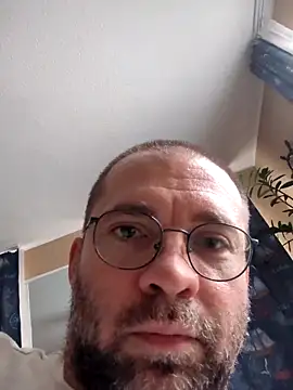 gayboyx77 online show from 06-03-26, 09:45