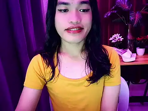 ruffa madisson online show from 05-18-26, 12:22