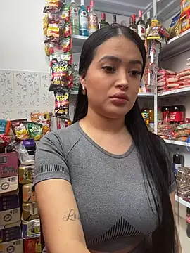 Snapshot of Sara_fun chatting on 12-15-25, 04:22 Sara fun online show from 12-15-25, 04:22