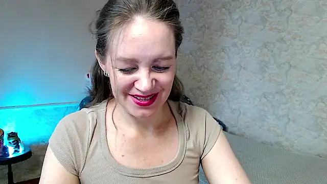 Snapshot of Fern_Lust chatting on 06-26-26, 08:30 Fern Lust online show from 06-26-26, 08:30