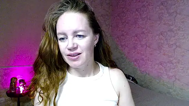 Snapshot of Fern_Lust chatting on 07-08-26, 09:41 Fern Lust online show from 07-08-26, 09:41