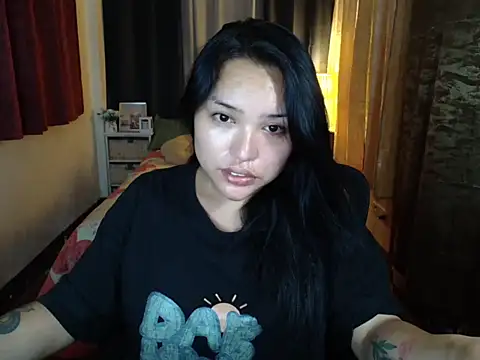 Snapshot of Bellelove26 chatting on 04-15-26, 03:30 Bellelove26 online show from 04-15-26, 03:30