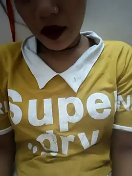Snapshot of Dimple-Shah chatting on 05-22-26, 02:44 Dimple-Shah online show from 05-22-26, 02:44