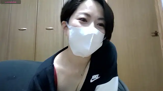rin2432 online show from 05-07-26, 12:27
