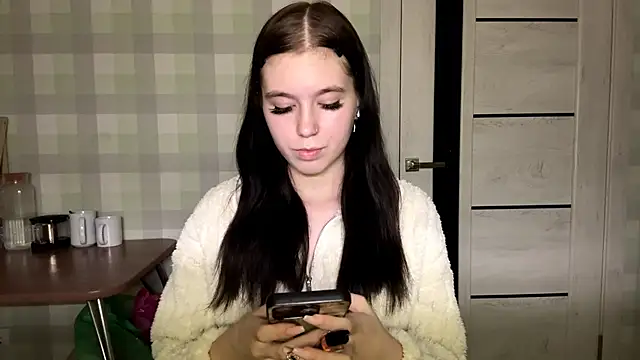 Bubble Eva online show from 04-21-26, 05:50