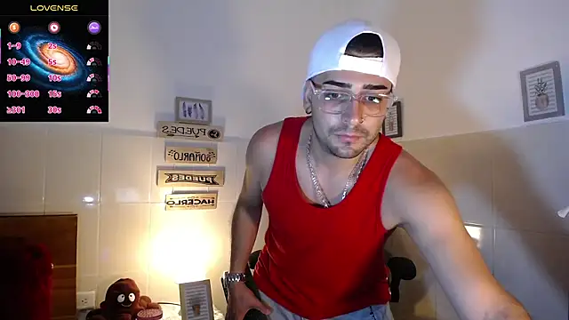 Snapshot of andders_ chatting on 04-28-26, 02:27 andders online show from 04-28-26, 02:27