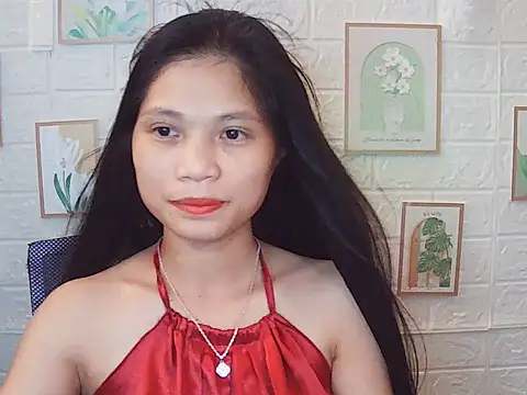 -Lucie-e online show from 05-19-26, 05:58