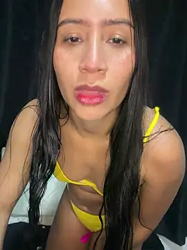Snapshot of Sexysoeh chatting on 04-21-26, 11:29 Sexysoeh online show from 04-21-26, 11:29