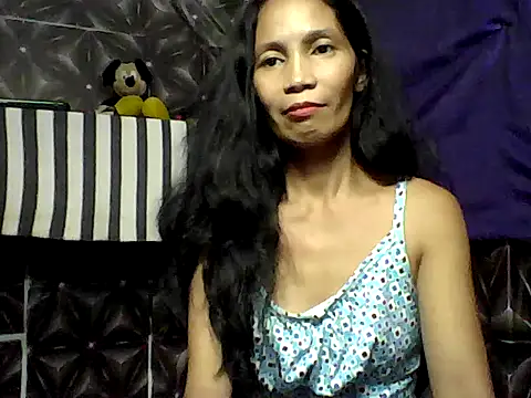 Honeychel online show from 04-18-26, 12:03