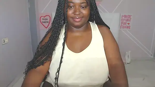 Snapshot of curvyblackwoman chatting on 06-12-26, 08:57 curvyblackwoman online show from 06-12-26, 08:57