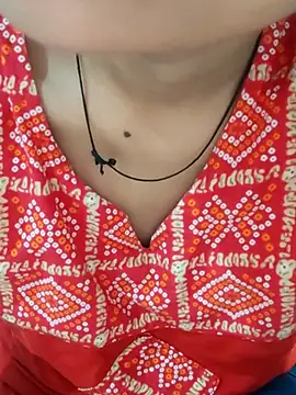 Snapshot of Riya_rani7 chatting on 07-18-26, 12:26 Riya rani7 online show from 07-18-26, 12:26