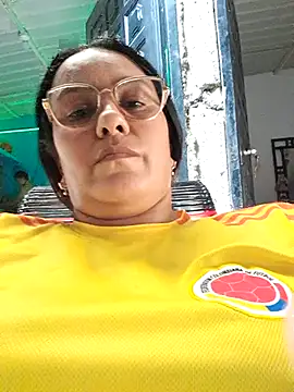 Snapshot of Samanta-42 chatting on 06-23-26, 05:55 Samanta-42 online show from 06-23-26, 05:55