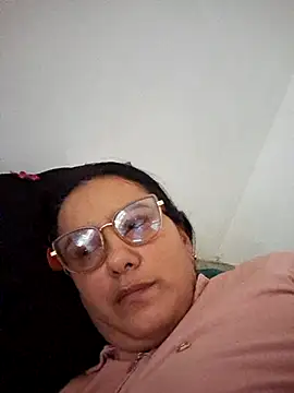Snapshot of Samanta-42 chatting on 06-26-26, 08:02 Samanta-42 online show from 06-26-26, 08:02