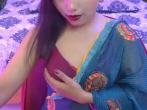 Snapshot of bold-fareen chatting on 04-22-26, 11:45 bold-fareen online show from 04-22-26, 11:45