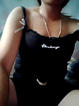 Snapshot of Zara-Lina chatting on 07-05-26, 08:21 Zara-Lina online show from 07-05-26, 08:21