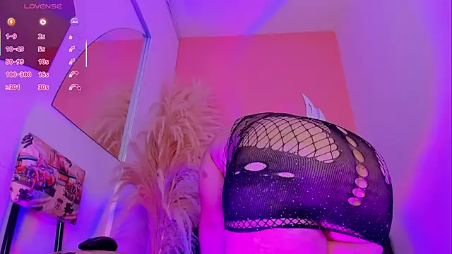 thiccylexxy  online show from 04-24-26, 12:29